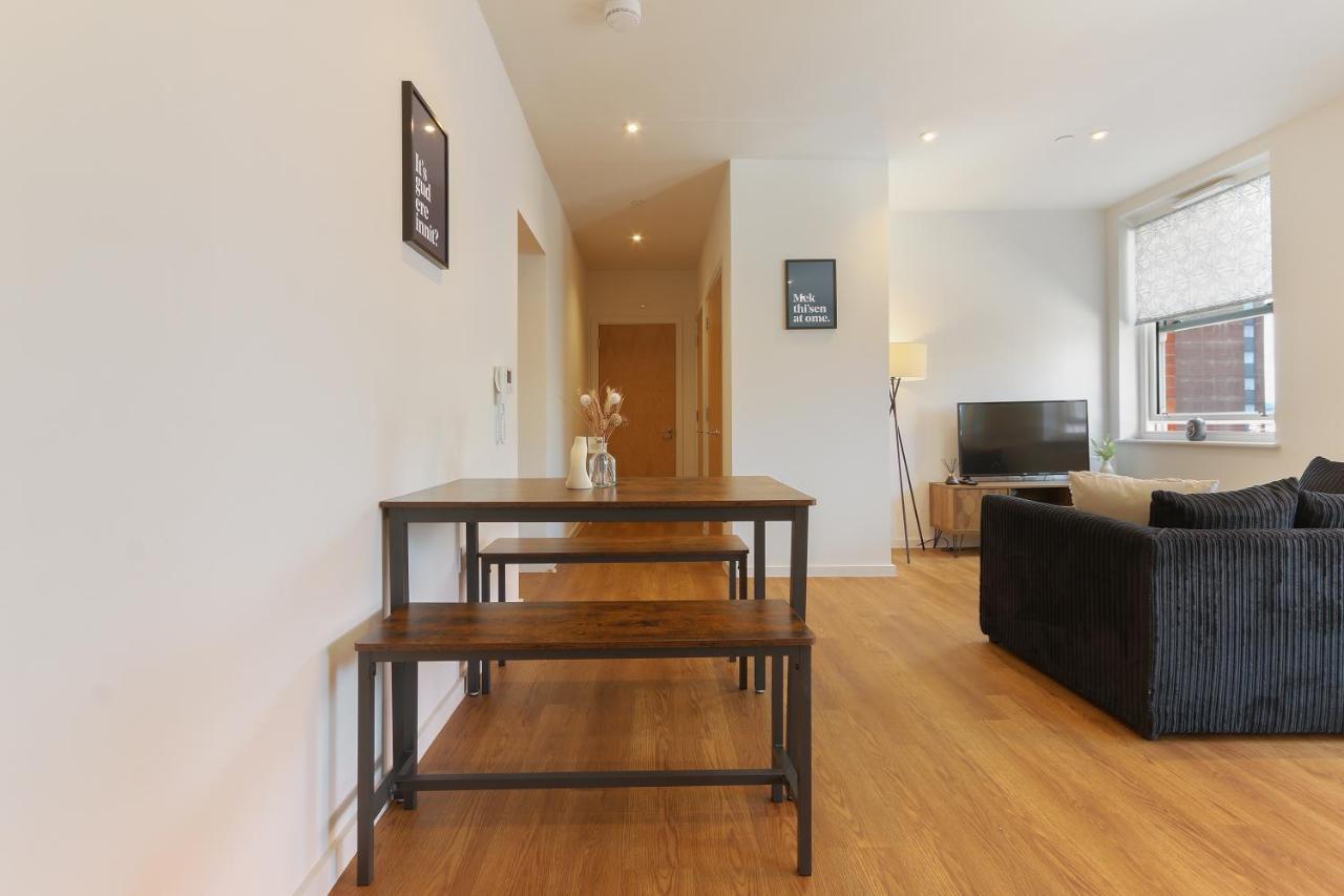 Modern 2-Bed Apartment, Free Parking, City Centre, Netflix & Pet Friendly - Hosted By Stay Host Save Sheffield Extérieur photo