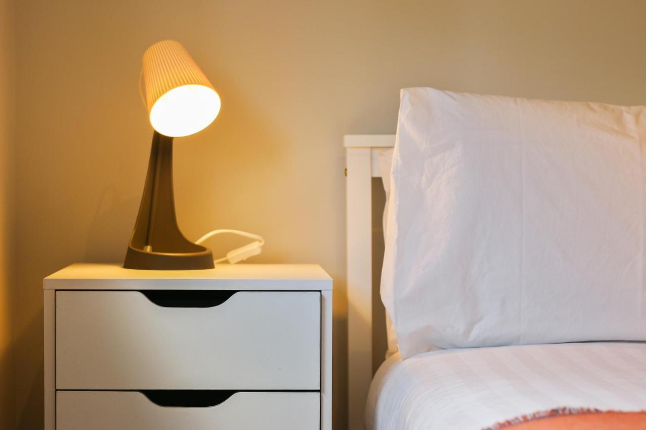 Modern 2-Bed Apartment, Free Parking, City Centre, Netflix & Pet Friendly - Hosted By Stay Host Save Sheffield Extérieur photo
