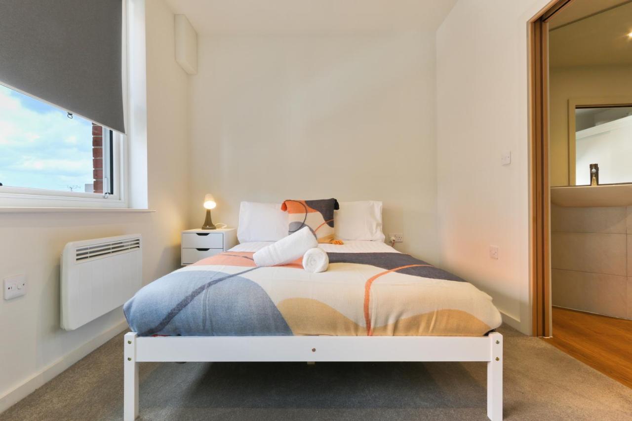Modern 2-Bed Apartment, Free Parking, City Centre, Netflix & Pet Friendly - Hosted By Stay Host Save Sheffield Extérieur photo
